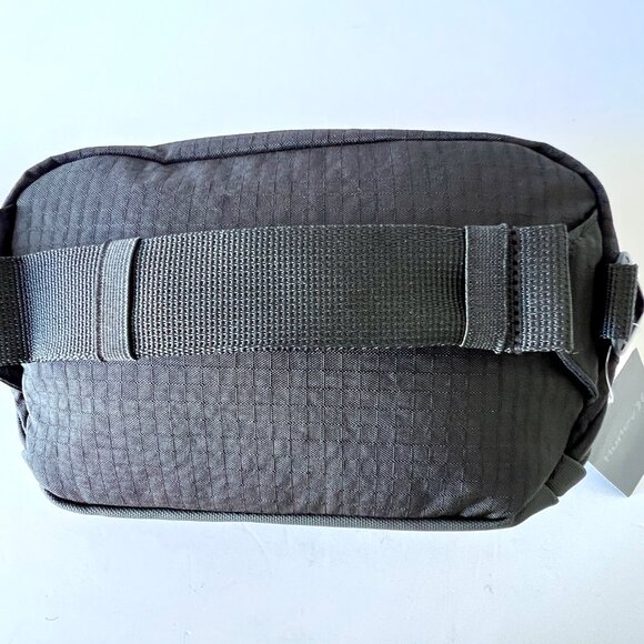 Hurley Fanny Pack Crossbody Belt or Waist Bag, New with Tags - Picture 5 of 15